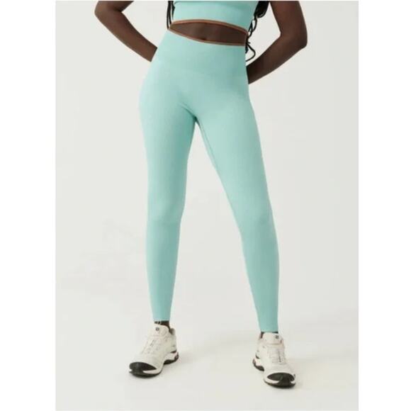Outdoor Voices Leggings Womens Size S Seamless Ribbed 7/8 Storm Light Turquoise - Picture 1 of 9